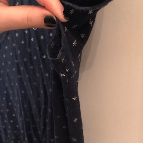 ⛔️SOLD⛔️ GAP 💙 “Favorite Tee” T-shirt - Picture 10 of 12